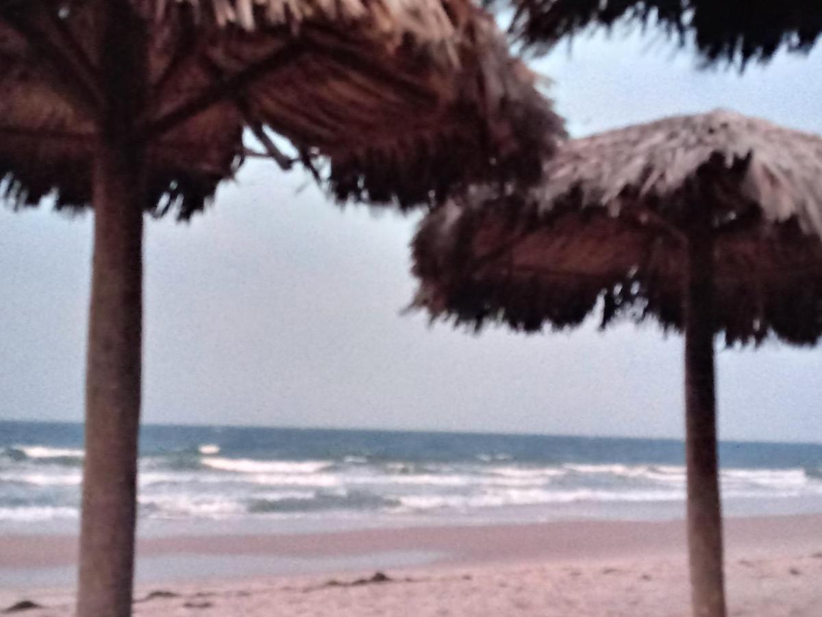 Subindo As Dunas Chales Canoa Quebrada Luaran gambar