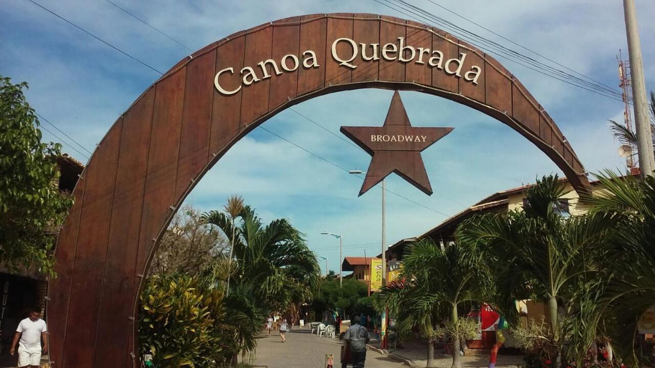 Subindo As Dunas Chales Canoa Quebrada Luaran gambar